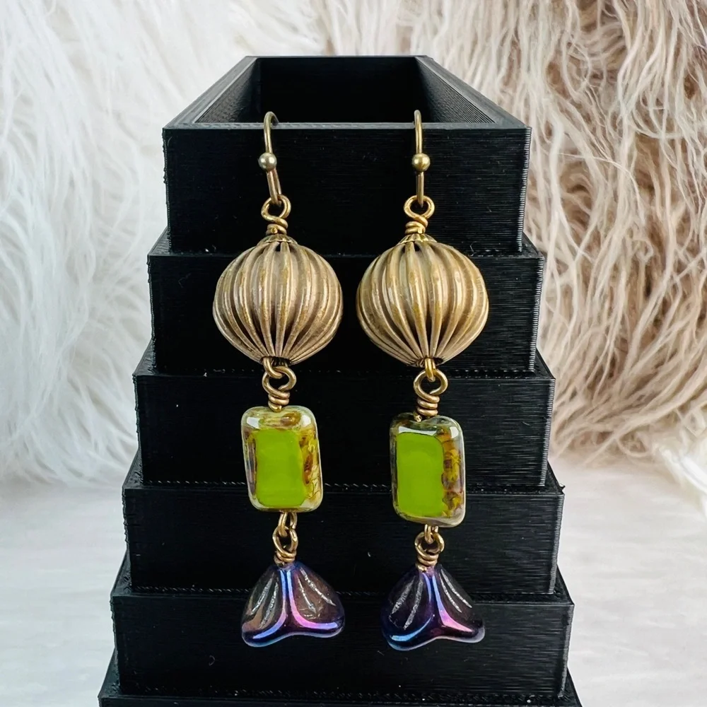 Vintage bronzetone, long Bohemian chic costume pierced earrings